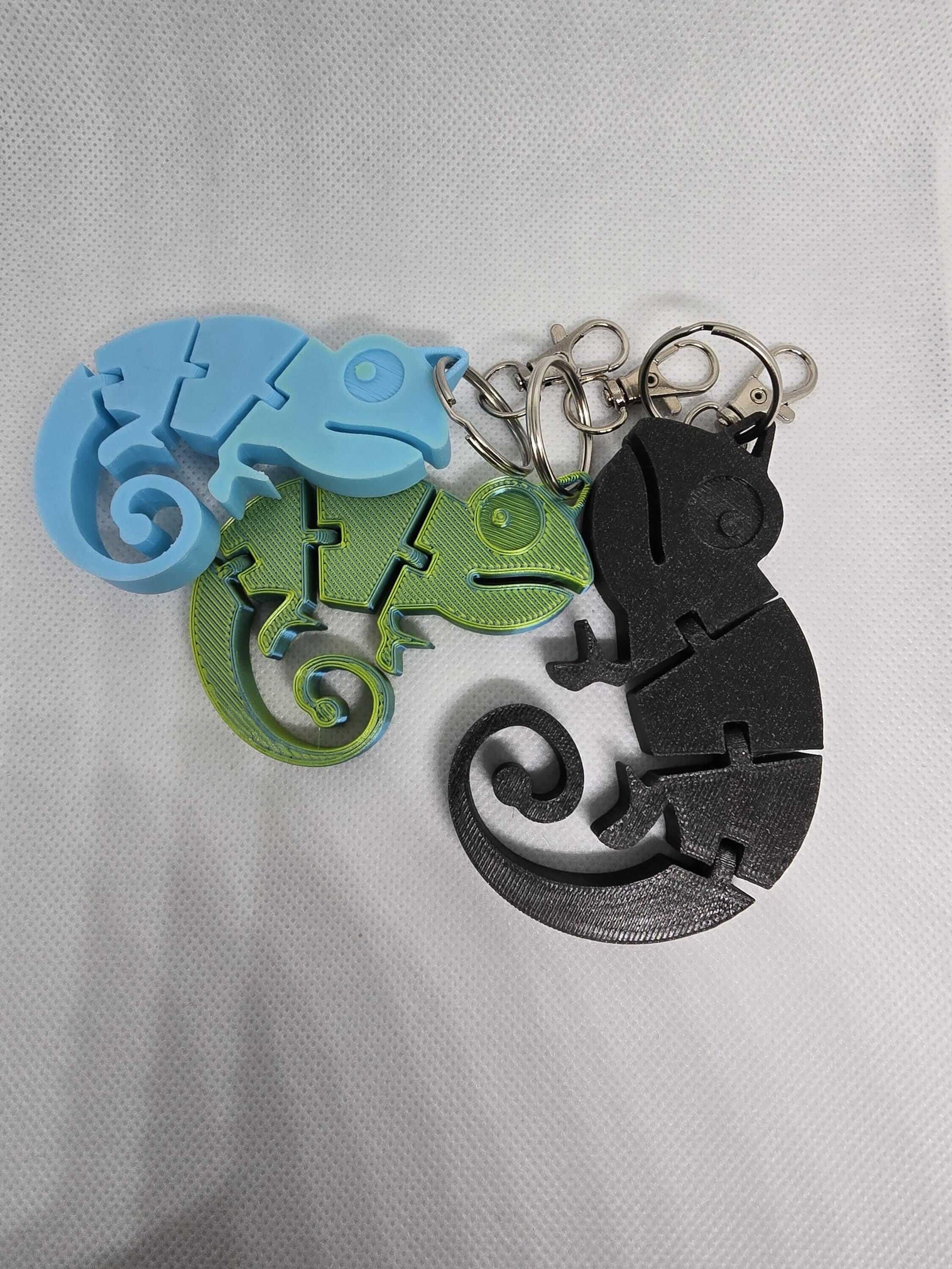 3D Printed Articulated Chameleon Keychain – Fidget Toy-Digital Chaotik