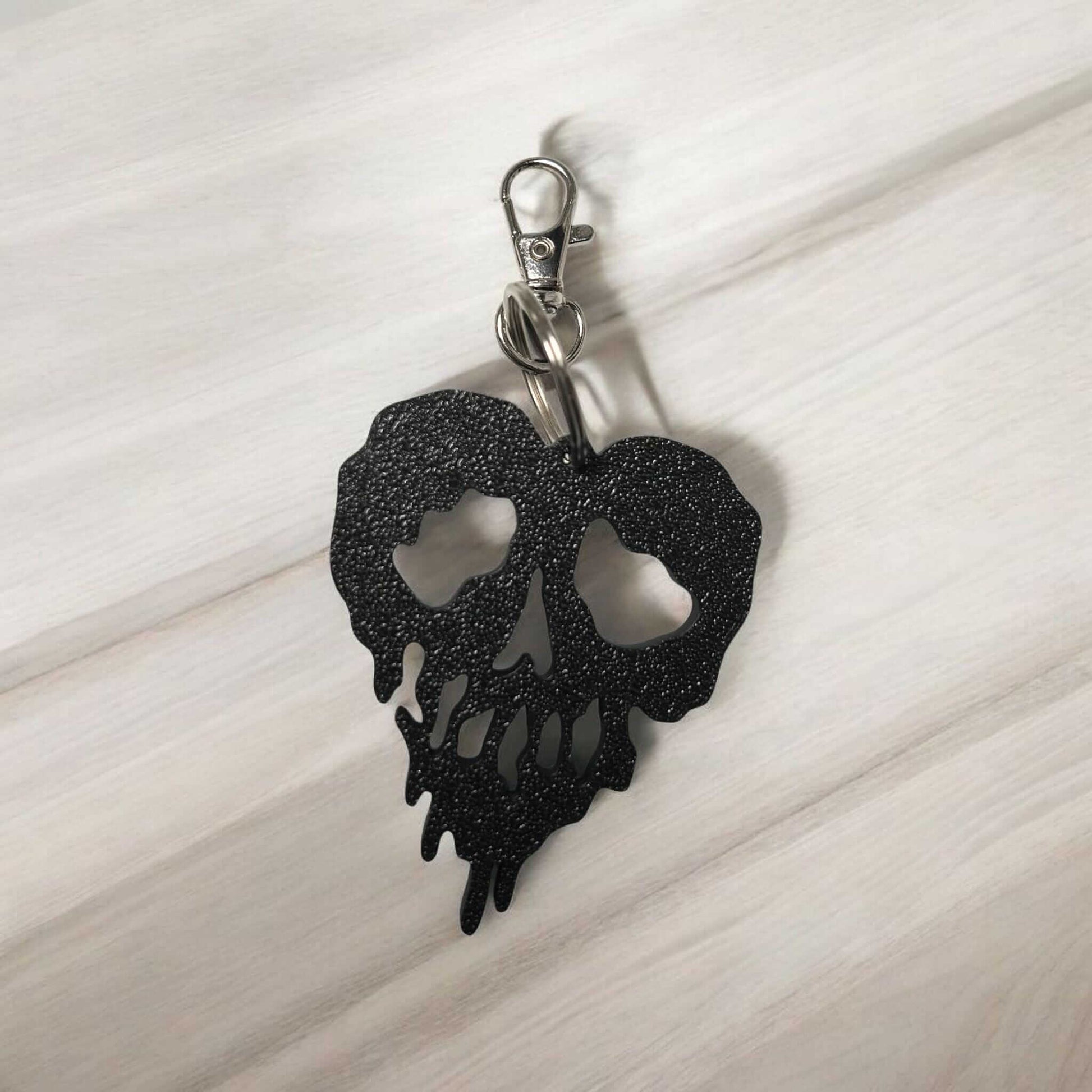 Gothic Skull Heart Keychain - Melted Effect-Digital Chaotik
