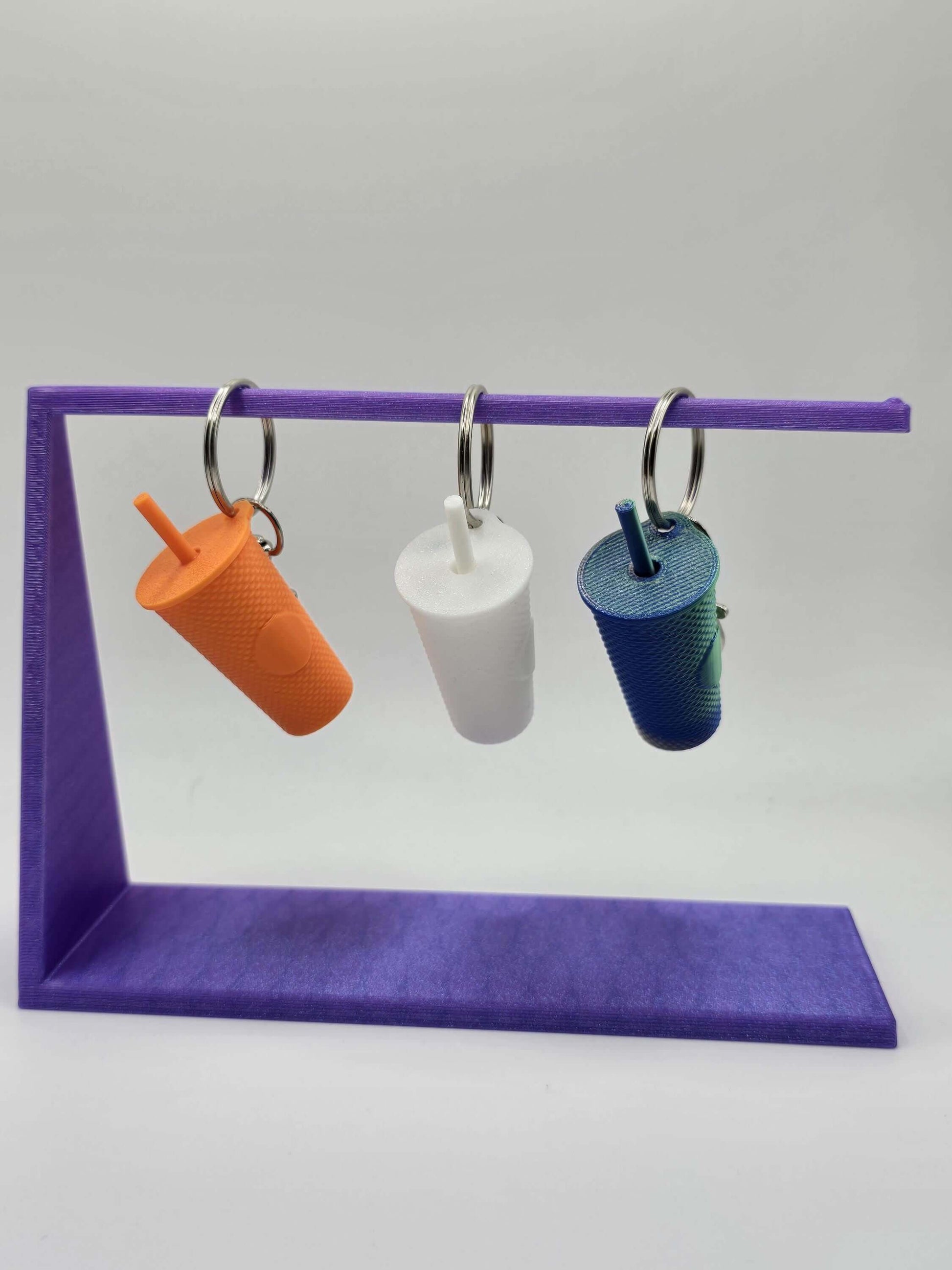 3D Printed Miniature Iced Drink Cup Keychain: Fun Tumbler with Straw-Digital Chaotik
