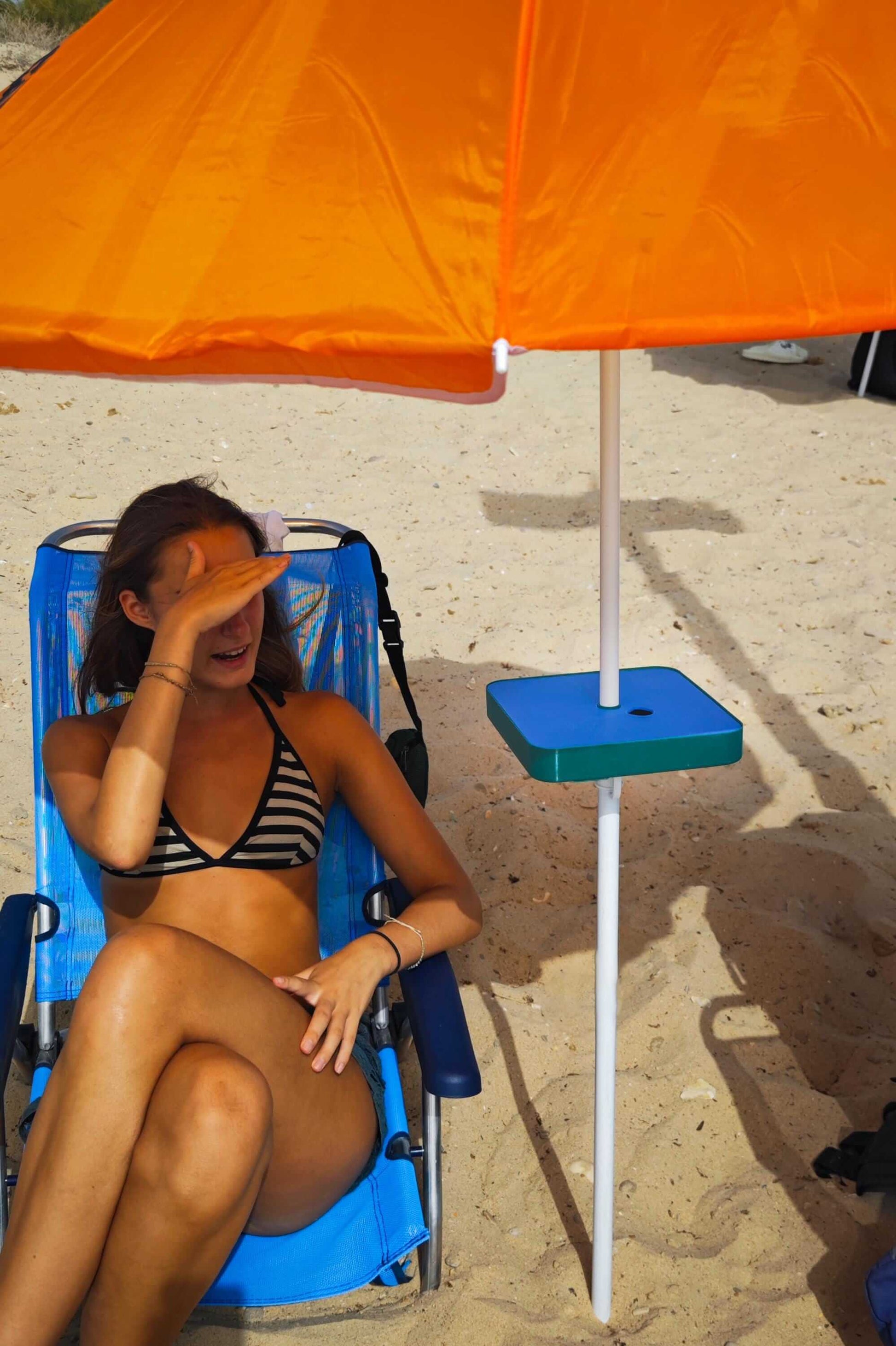 Beach Umbrella Table Tray: Portable Drink & Phone Holder-Digital Chaotik